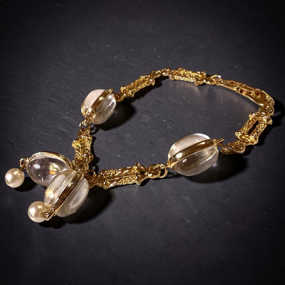 Vintage Napier Bracelet Womens Gold Tone Clear Orb Charms Imitation Pearl 7.5”